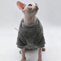 Casaco de Inverno para Gatos Sphynx – Pelúcia Dupla Face, Quente e Macia